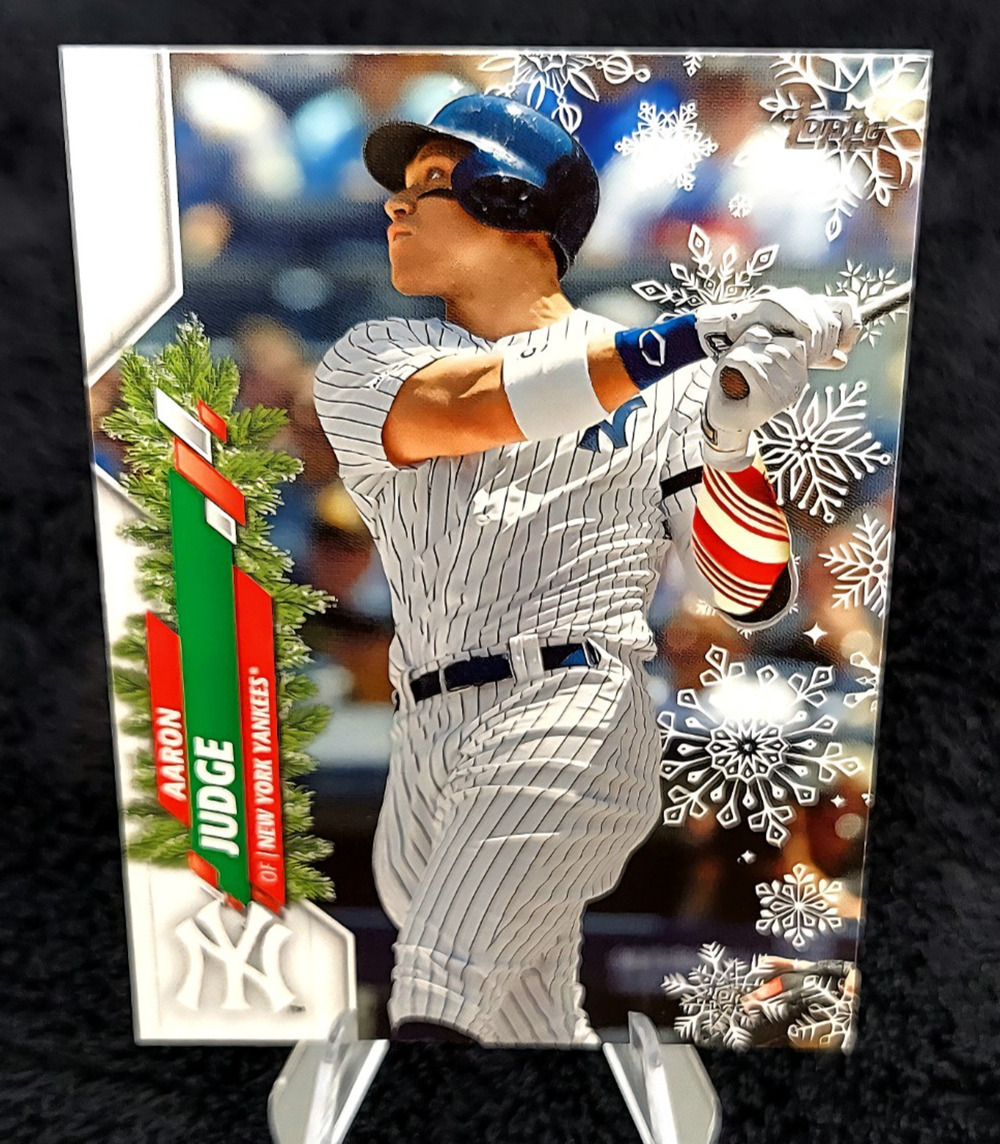2020 Topps Holiday Aaron Judge SSP Rare Photo Variation Back Sleeve